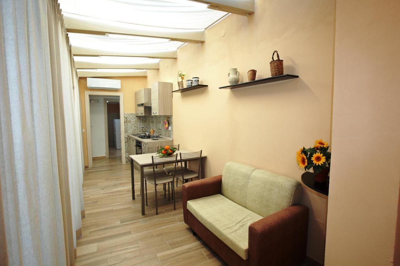 Re Sole Case Vacanze - Esclusivo Attico M A R T E Con Spaziosissima Terrazza Solarium Attrezzata Avola Zewnętrze zdjęcie