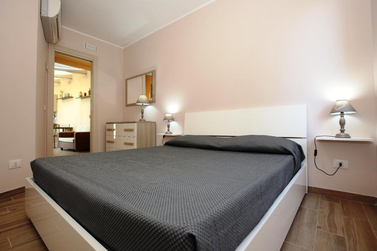 Re Sole Case Vacanze - Esclusivo Attico M A R T E Con Spaziosissima Terrazza Solarium Attrezzata Avola Zewnętrze zdjęcie