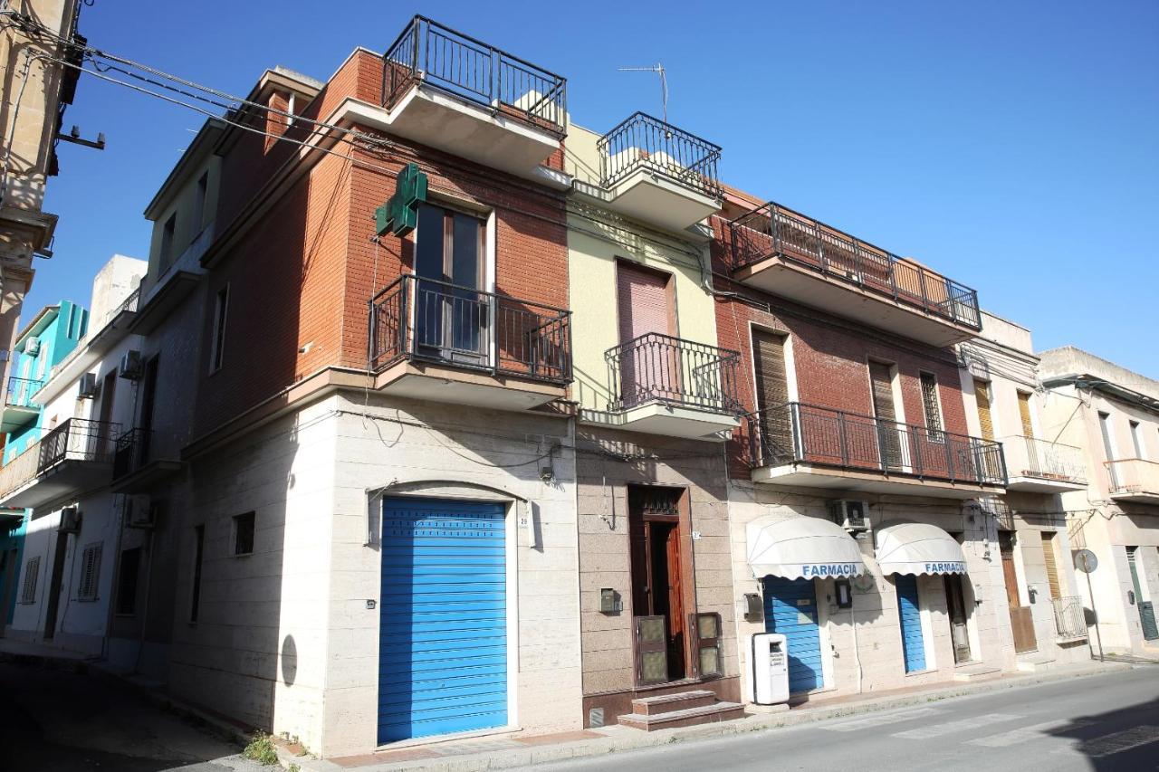 Re Sole Case Vacanze - Esclusivo Attico M A R T E Con Spaziosissima Terrazza Solarium Attrezzata Avola Zewnętrze zdjęcie