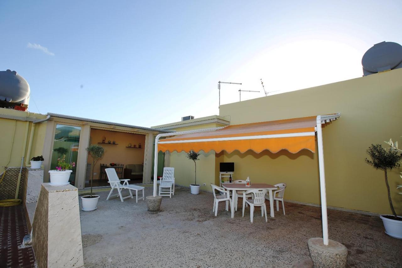 Re Sole Case Vacanze - Esclusivo Attico M A R T E Con Spaziosissima Terrazza Solarium Attrezzata Avola Zewnętrze zdjęcie